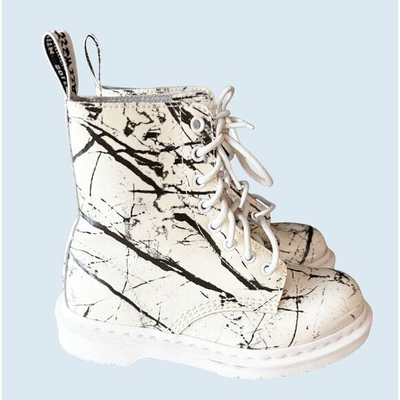 DR MARTENS Pascal Lace Up Combat Boots White Patent Marble Size 6 - Picture 2 of 8